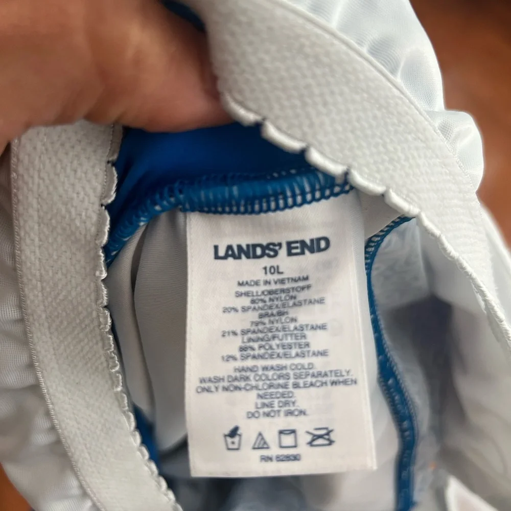 Lands End underwire swim tank size 10 long_2
